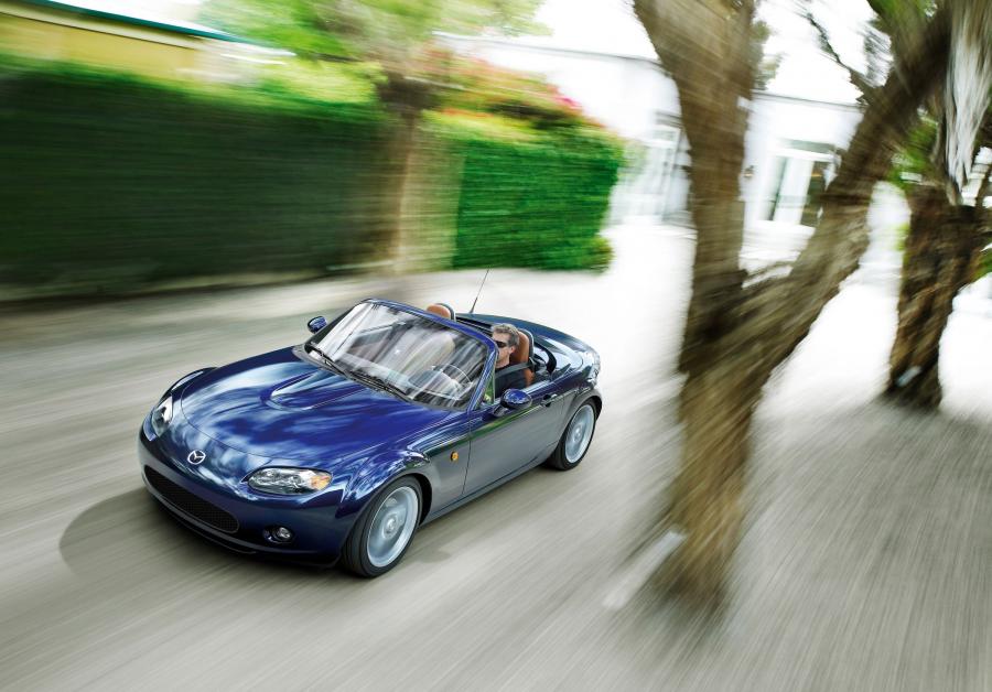  Mazda MX-5 Roadster Coupe 2006 года  (фото 183 из 212)